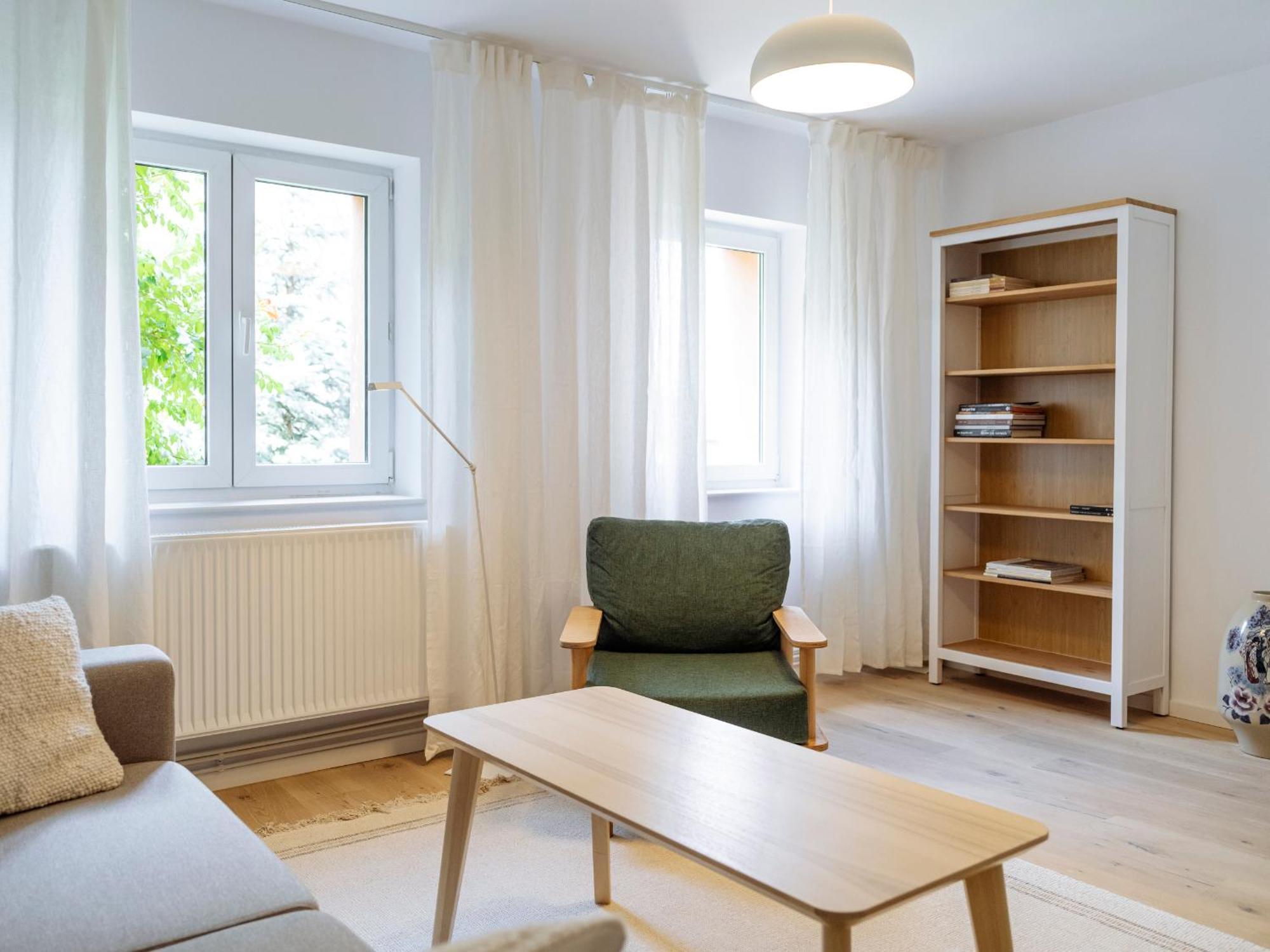 Cozy Central Apartment Near The Forest Braşov Exteriör bild